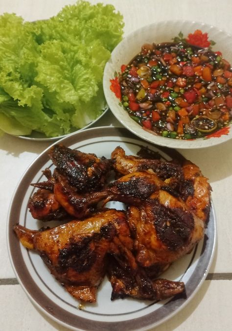 Aya bakar sambal kecap Ayam Bakar Kecap, Ayam Bakar, Anime Meme, Event Decor, Anime