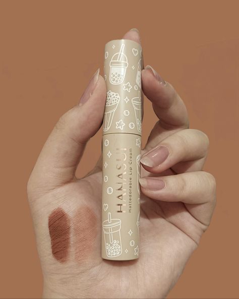 Hanasui Mattedorable Lip Cream Boba Edition-02 Brown Sugar hand swatches Lip Cream Omg, Hanasui Mattedorable Lip Boba, Hanasui Mattedorable Lip Cream, Lip Cream Hanasui, Lipcream Hanasui, Lip Products, Lip Cream, Matte Lips, Content Creator