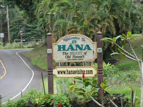 Welcome to Hana sign Road To Hana Map, Hana Maui Hawaii, Hawaii Guide, Maui Tours, Hana Highway, Hana Maui, Road To Hana, Scenic Roads, Black Sand Beach