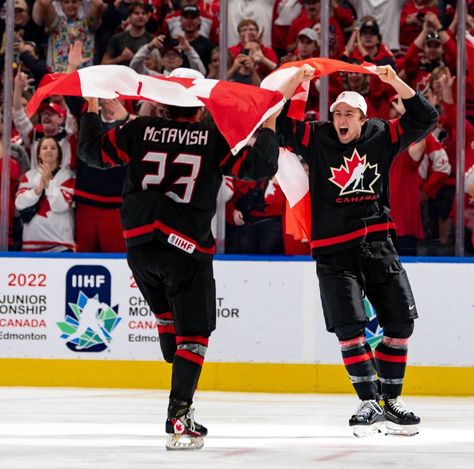 Team Canada Hockey World Juniors, Connor Bédard, Mason Mctavish, Team Canada Hockey, Connor Bedard, Canada Hockey, Hockey Stuff, Hockey Boys, Team Canada