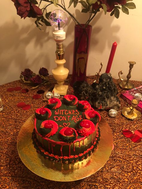 Witches Don’t Age Cake, Goth Birthday Party Ideas, Witches Dont Age, Witchy Birthday Cake, Witchy Cake, Witchy Birthday Party, Goth Birthday Party, Witch Birthday Party, Witchy Birthday