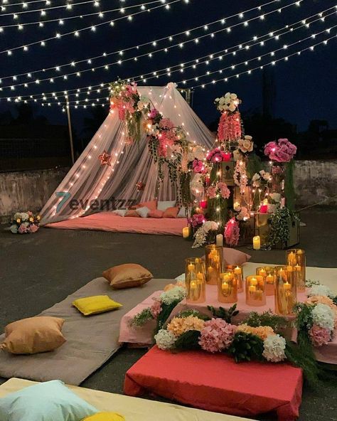 Decor for intimate celebration. Follow #thedecorjournals #decor #pinterestideas #theweddingjournals Mehndi Decoration Ideas At Terrace, Mehndi Decor At Terrace, Birthday Celebration On Terrace, Intimate Mehendi Decor At Home, Rooftop Anniversary Decor, Terrace Mehendi Decor Ideas, Mehedi Functions Decoration, Intimate Mehendi Decor, Terrace Mehendi Decor