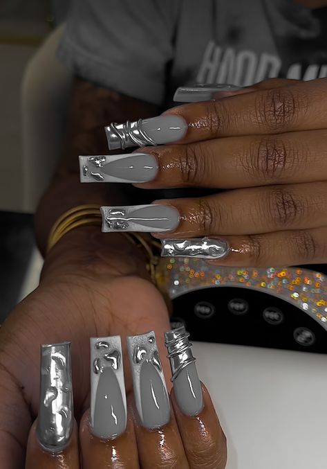 Grey Chrome Nails Designs, Gray Nails Black Women, Silver Monochrome Nails, Gray And Silver Nails Acrylic, Black Grey Silver Nails, Silver Chrome Nails Black Women, Black Nails Silver Charms, Silver Nail Designs, Grey Nail Designs