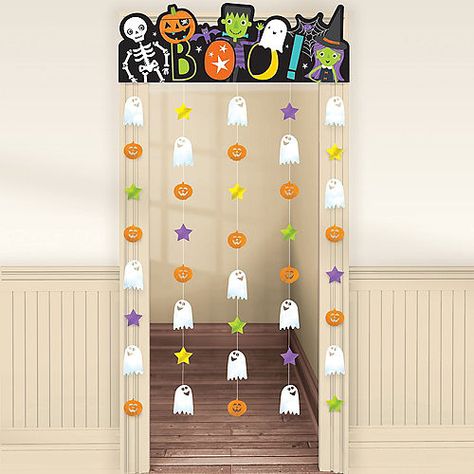 Halloween Scene Setters, Halloween Classroom Decorations, Halloween Front Door Decorations, Halloween Arts, Halloween Friends, Halloween Front Doors, Kid Friendly Halloween, Homemade Halloween Decorations, Halloween Classroom