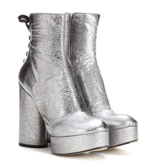 Marc Jacobs Metallic leather platform ankle boots Groovy Chick, 1970s Glam, Metallic Ankle Boots, Short Heel Boots, Designer Ankle Boots, Real Leather Boots, Metallic Boots, Silver Boots, Catty Noir