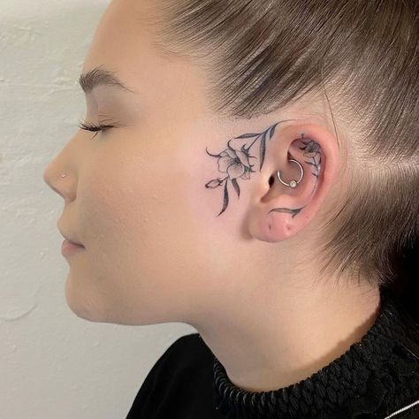 Face Tattoo By Ear Women, Small Women Face Tattoos, Small Face Tattoos For Women By Ear, Side Of Face Tattoo Women, Jawline Tattoo Women, Ear Tattoo Women, Small Ear Tattoos For Women, Side Face Tattoos For Women, Feminine Face Tattoo