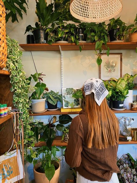 ideas for instagram post 
trendy plant store vibes
cute bandana looks Store Photoshoot, Plant Shopping, Plant Store, Flower Store, Insta Pictures, Green Rooms, Plant Mom, Photography Inspo, Instagram Inspiration