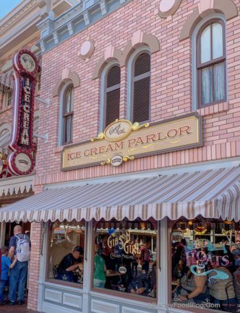 Gibson Girl Ice Cream Parlor | the disney food blog Menu Ice Cream, Themes To Draw, Frosty Ice Cream, Cafe Ice Cream, Holiday Ice Cream, Old Fashioned Ice Cream, Ice Cream Business, Ice Cream Flavor, Disneyland Food