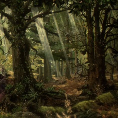 Pan's Labyrinth Aesthetic, Labyrinth Goblins, Labyrinth Ball, Labyrinth 1986, Labyrinth Movie, Goblin King, Ancient Forest, Visual Aesthetics, Fantasy Movies