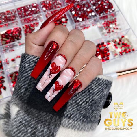 Nails by Andy on Instagram: “A hundred hearts would be too few, to carry all my love for you ☁️❤️☁️❤️☁️ ✨✨✨✨✨✨✨✨✨✨✨ #trendingnails #nailsmagazine #nailsoftheday #notd…” Valentine Nail Art, Winter Nails Acrylic, Nail Designs Valentines, Nails Design With Rhinestones, Her Nails, Long Square Acrylic Nails, Bling Acrylic Nails, Heart Nails, Coffin Nails Designs