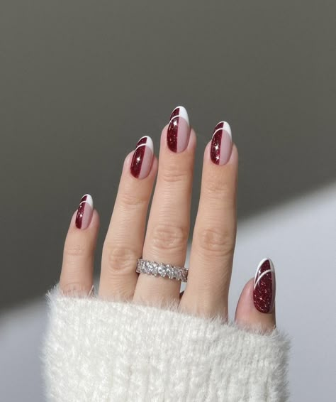 Half French Nails, Burgundy Nails Acrylic Design, Burgundy Nails Acrylic, Chrismas Nail Art, Burgundy Nail Designs, Nails Sparkly, Latest Nail Designs, Nails Brown, Nails Holiday