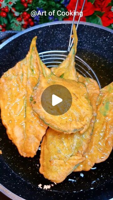 Palak Recipes Indian, Ramzan Iftar, Recipe For Lunch, Pakora Recipe, Art Of Cooking, Pakora Recipes, Vegetarian Snacks Recipes, Food Channel, Vegetarian Snacks