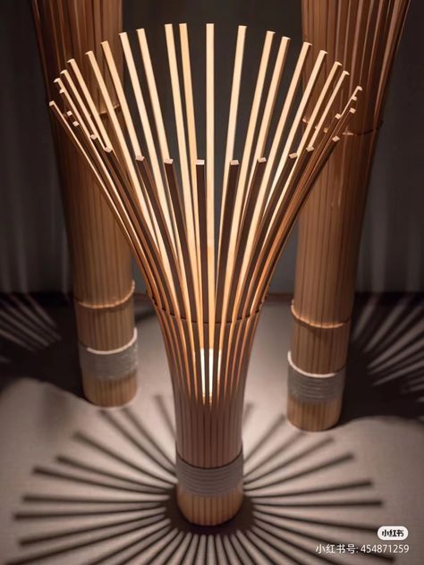 Bamboo Lights, Wooden Lamps Design, Bamboo Diy, Wood Lamp Design, Bamboo Architecture, Bamboo Decor, Diy Lampe, Bamboo Light, Bamboo Lamp