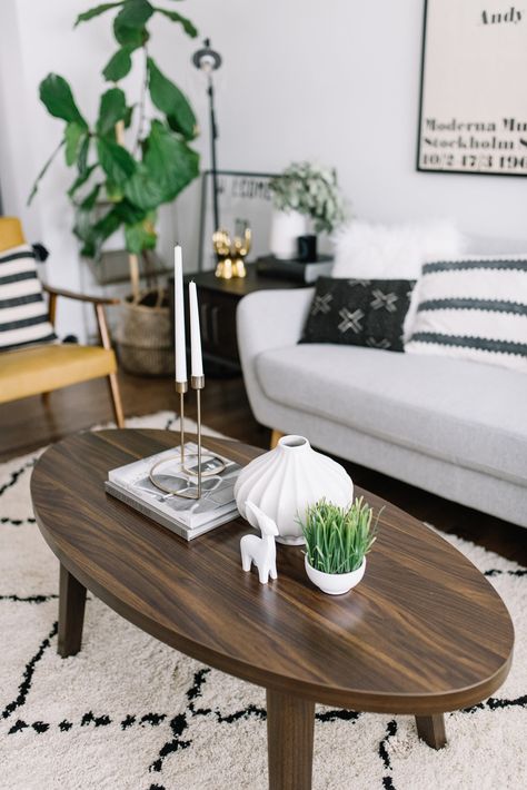 Coffee Table Styling 101 — 204 PARK Coffee Table Arrangment, Decorate A Coffee Table, Oval Desk, Dream Condo, Eating Room, Coffee Table Arrangements, Coffee Table Decor Living Room, Dnevni Boravak, Mesa Oval