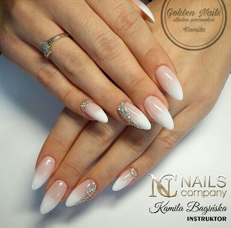 Wedding Nails For Bride Ballerina, White Bride Nails, Nikkah Nails, Bride Nails Wedding Elegant, Bridal Nails French Tip, Bridal Nails French, Nail Designs Easy Diy, Bridal Nails Designs, Confetti Nails