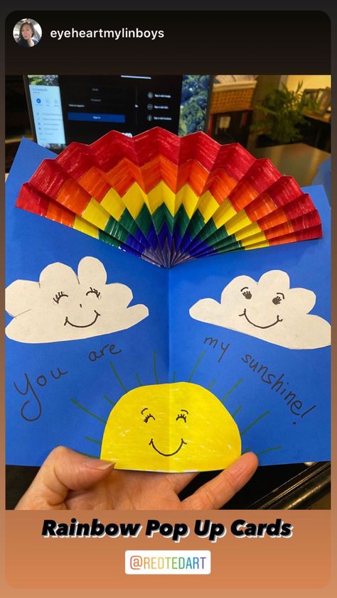 Rainbow Get Well Card, Rainbow Birthday Card Diy, Rainbow Greeting Cards, Rainbow Birthday Cards Handmade, Get Well Cards Made By Kids, Kids Greeting Cards Ideas, Easy Birthday Cards For Kids, Easy Greeting Cards Handmade, Griting Card