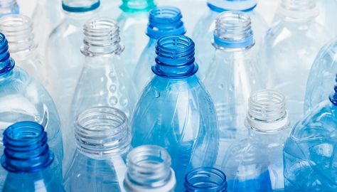 Melted Plastic, Paint Thinner, Ways To Recycle, Plastic Bottle Crafts, Plastic Items, Recycled Bottles, Science Projects, Milk Jug, Bottle Art