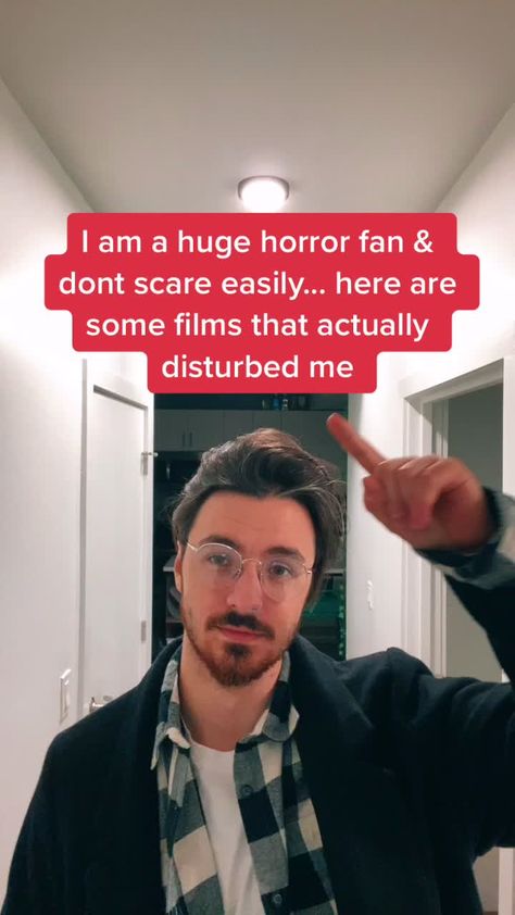 Most Disturbing Horror Movies, Terrifying Movies, Scary Videos, Scary Films, Scary Facts, Scary Gif, Scary Stories, Animal Jokes, Scary Movies