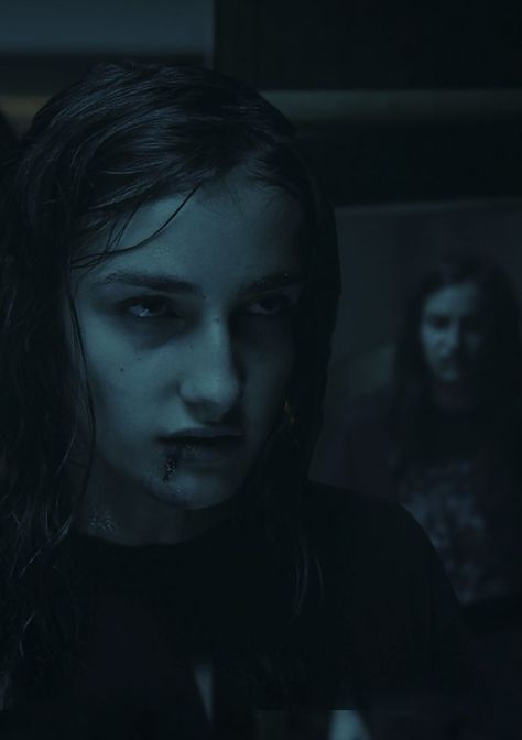 Veronica (Verónica) released on Netflix with much fanfare and buzz, with many calling it the scariest film ever, so much so, that people couldn’t finish the film in one go Real Horror, Netflix Horror, Scary Films, Blair Witch Project, Under The Shadow, Psychological Horror, Paranormal Activity, Believe Me, Netflix Movie