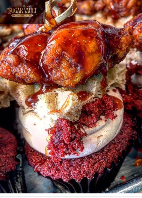 CHICKEN AND WAFFLE RED VELVET CUPCAKE Red Velvet Waffles And Chicken, Waffles And Chicken, Waffle Cupcakes, Types Of Sweets, Chicken N Waffles, Red Velvet Waffles, Red Velvet Cupcake, Extreme Food, Red Velvet Cupcakes