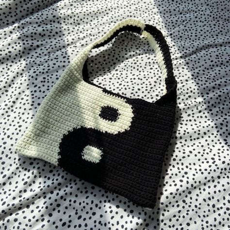 Crochet Ying Yang Pattern, Yin Yang Crochet Pattern, No Face Crochet Bag, Crochet Yin Yang, Crochet Yin Yang Bag, Crochet Sling Bag Aesthetic, Jing Y Jang, Aesthetic Tapestry, Printed Canvas Tote Bag