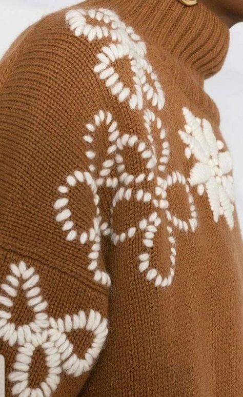 Embroidery Knitwear, Clothes Embroidery Diy, Knitwear Inspiration, Textile Art Embroidery, Embroidered Wool, Knit Men, Embroidery On Clothes, Cute Embroidery, Hand Embroidery Designs