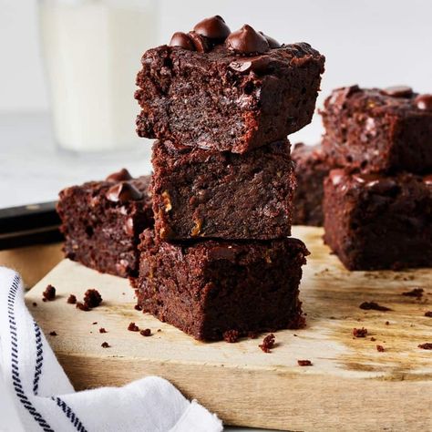 Zucchini Brownies Recipe - Love and Lemons Zucchini Brownies Recipes, Easy Zucchini Brownies, Brownies Recipes, Best Zucchini, Zucchini Brownies, Lemon Zucchini, The Recipe Critic, Recipe Critic, Vegan Zucchini