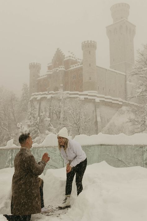 Proposal In The Snow, Old Money Proposal, Marriage Proposal Aesthetic, Castle Proposal, Winter Proposal Photos, Snow Proposal, Proposal Ideas Winter, Winter Proposal Ideas, Snowy Proposal