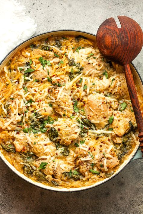 Lemon Chicken Orzo Pasta, Chicken Orzo Pasta, Baked Lemon Garlic Chicken, Lemon Chicken Thighs, Creamy Lemon Chicken, Orzo Pasta Salad, Orzo Recipes, Chicken Orzo, Chicken Pasta Bake