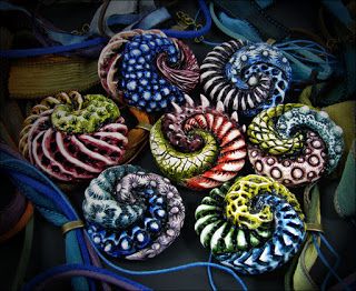 Polymer Tutorials: REGISTER FOR MY CLASS Clay Sea Creatures, Tutorial Polymer Clay, Clay Classes, Polymer Clay Mold, Organic Style, Dragon Necklace, Molding Clay, Polymer Clay Tutorial, Polymer Clay Creations