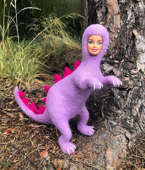 Allen From Barbie, Amy Animal, Allen Barbie, T Rex Cute, Barbie Animals, Amy Allen, Im A Barbie Girl, Funny Toys, Funny Short Clips