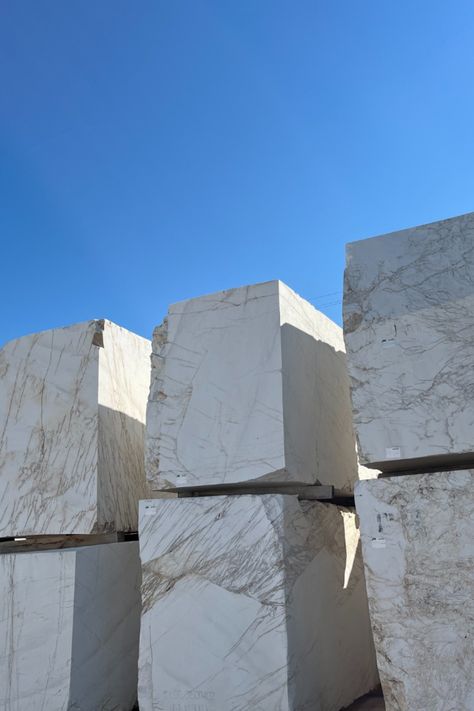 White Marble Blocks Marble Rock, Art Collaboration, Marble Block, Stone Quarry, Marble Slabs, Stone Blocks, Travertine Stone, Marble Slab, Marble Design