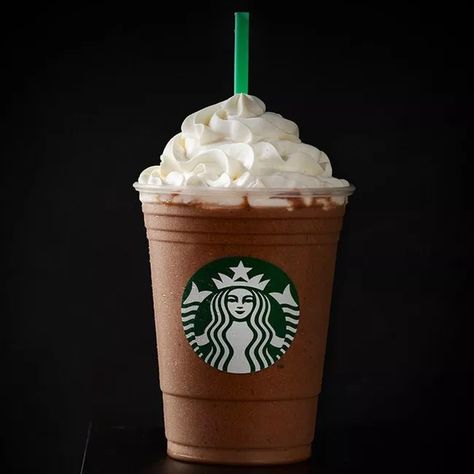 The Best Starbucks Frappuccino Flavors, Ranked Starbucks Specialty Drinks, Frappuccino Flavors, Peppermint Mocha Frappuccino, Low Calorie Starbucks Drinks, Coffee Calories, Frappuccino Starbucks, Cheesecake Oreo, Caramel Frappuccino, Cookies Wedding