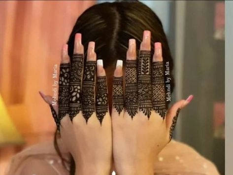 Finger Mehndi Style, Finger Mehndi Designs, Mehandi Design For Hand, Finger Mehendi Designs, Finger Mehndi, Designs Mehndi, Finger Henna Designs, Eid Mehndi Designs, Very Simple Mehndi Designs