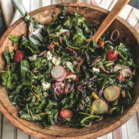 Dandelion Greens Recipes, Warm Spinach Salad, Greens With Bacon, Dandelion Salad, Dandelion Greens, Superfood Recipes, Dandelion Recipes, Farmers Markets, Spinach Salad