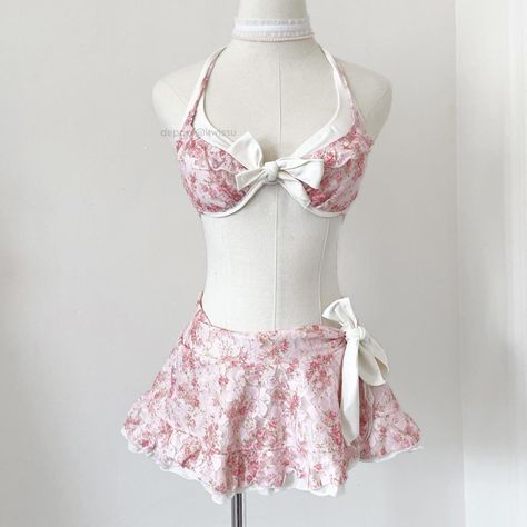 Japanese brand 3 piece pink floral bikini set Soft... - Depop Japan Cute, White Swim, Swimsuits Outfits, Cute Bathing Suits, Cute Swimsuits, Cute Bikinis, Mode Inspo, Really Cute Outfits, Girly Outfits