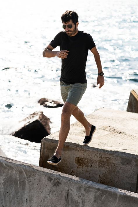 Espradilles Outfit Style, Espadrilles Outfit Men, Toms Outfits, Espadrilles Outfit, Spanish Men, Espadrilles Men, Gay Fashion, Shorts Fashion, Ootd Men