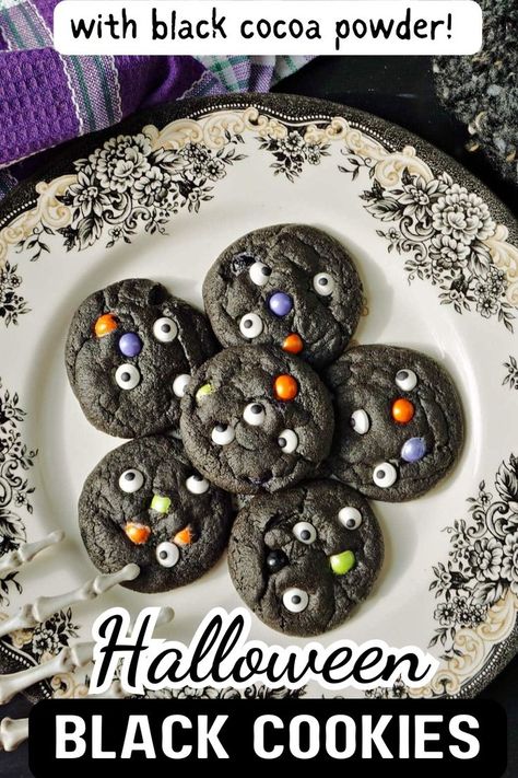 6 Halloween Black Cookies on a plate. Chocolate Halloween Cookies, Black Cookies, Ultimate Cookie Recipe, Black Cocoa Powder, Biscuits Halloween, Easy Halloween Cookies, Halloween Treats To Make, Cocoa Powder Recipes, Chocolate Halloween