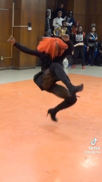 #1 ���𝐌𝐀𝐉𝐎𝐑𝐄𝐓𝐓𝐄 𝐏𝐀𝐆𝐄🐐🔥|𝐎𝐍𝐋𝐘 𝐏𝐀𝐆𝐄 on Instagram: "KNEES!😭🔥🔥🔥🔥🔥" Afro Dance, Easy Diy Halloween Decorations, Dance Steps, Inspirational Quotes God, Easy Diy Halloween, September 7, African Men Fashion, Funny As Hell, African Men