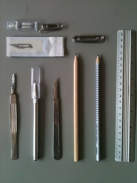 pens Architecture Supplies, Architecture Tools, Things Organized Neatly, Interior Design Student, Click Funnels, Survival Supplies, Organized Chaos, Art Tools Drawing, Work Tools