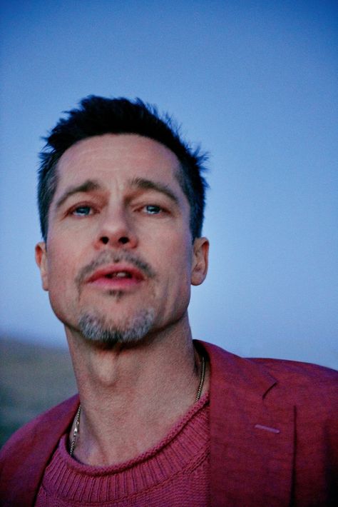 Brad Pitt Talks Divorce, Quitting Drinking, and Becoming a Better Man Ryan Mcginley, Jolie Pitt, Gq Style, Effortless Hairstyles, Gq Magazine, Sarah Michelle Gellar, Celebrity Moms, Film Review, Christina Aguilera