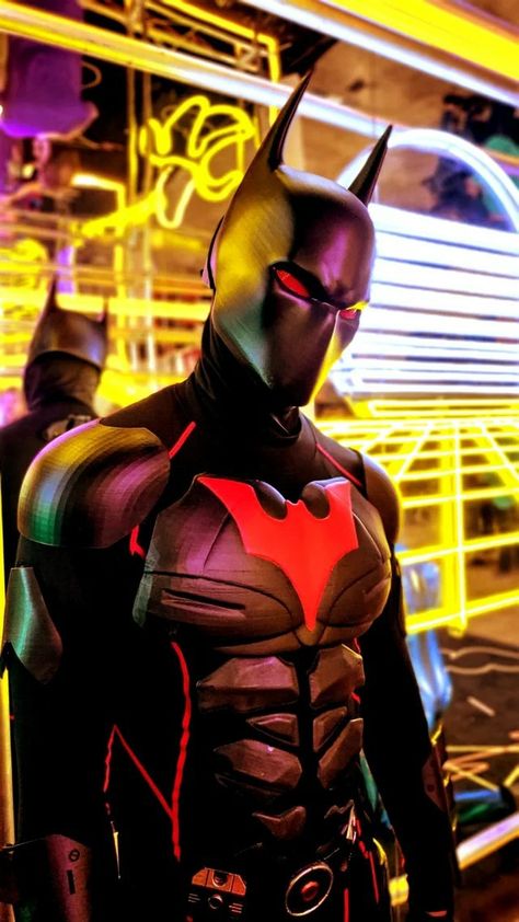 Batman Beyond Costume, Batman Beyond Cosplay, Batman Beyond Suit, Batman Armor, Batman Cosplay, Superhero Cosplay, Dc Cosplay, Dc Comics Heroes, Batman Beyond