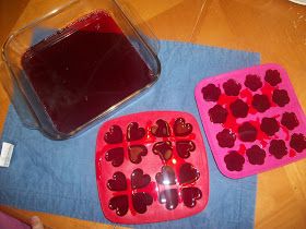 Come Together Kids: Jello Jigglers Finger Jello, Jello Jigglers, How To Make Jello, Jello Mold Recipes, Jello Gelatin, Sugar Free Jello, Gelatin Recipes, Jello Shot Recipes, Hot Wheels Party