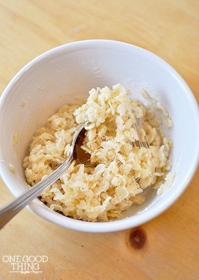 Single Serve Rice, Gluten Free Rice Krispie Treats, One Good Thing By Jillee, Krispie Treats Recipe, Rice Recipes For Dinner, Single Serve Desserts, Single Serving Recipes, Mug Recipes, Rice Crispy Treats