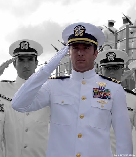 Steve McGarrett – An Officer and a Gentleman ……. | Alex O´Loughlin ~ An Intense Study Armadura Ninja, Marina Wedding, An Officer And A Gentleman, Pilot Uniform, Steve Mcgarrett, Navy Life, Navy Uniforms, Hawaii 5 0, Kid Cobra