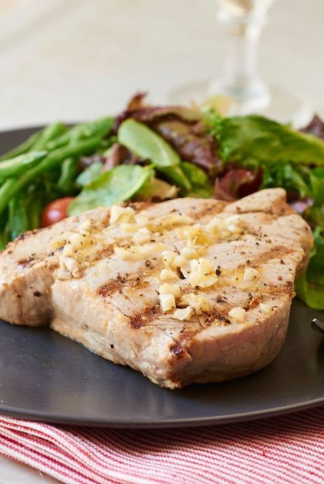 Recipe from Harris Teeter's Fresh Catch Newsletter Yellow Fin Tuna Recipe, Tuna Dinner Recipes, How To Cook Tuna, Tuna Dinners, Salad And Fries, Tuna Steak Recipes, Tuna Fillet, Grilled Tuna, Tuna Steak