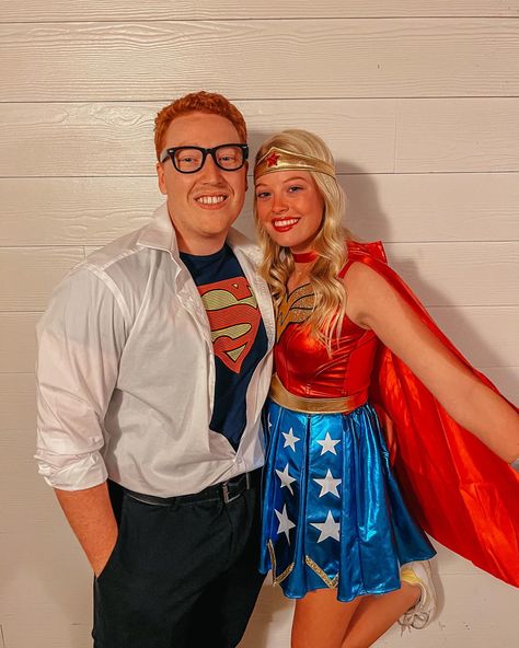 Halloween Costumes Couples Superhero, Super Man And Wonder Woman Costumes, Superman Couple Costume, Wonder Woman Couple Costume, Superman And Wonder Woman Costume, Superhero Couples Costumes, Wonder Woman Costume Diy, Superman Halloween Costume, Wonder Woman And Superman