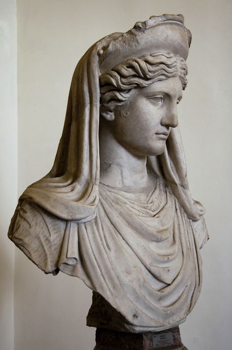 Cold Character, Roman Busts, Roman Statue, Classic Sculpture, Greek Statues, Roman Gods, Ancient Statues, Roman Sculpture, Greek Sculpture