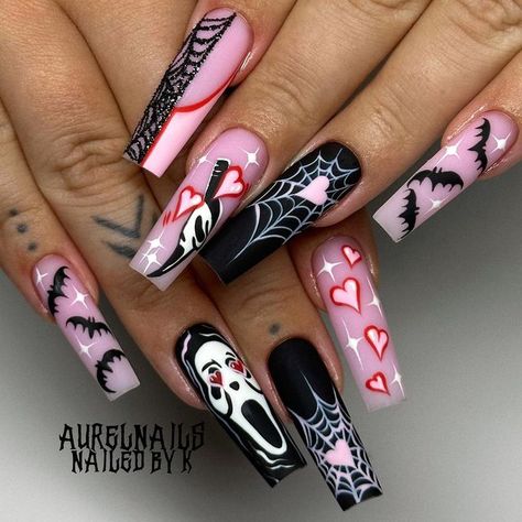 Horror Valentines Nails, Spooky Valentines Nails, Uñas Scary Movie, Scary Movie Nails, Movie Nails, Kiss Press On Nails, Nail Therapy, Horror Nails, Witch Nails