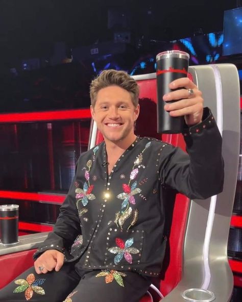 Niall Horan The Voice, Niall Horan Baby, 5 Best Friends, Voice Coach, Hello Lover, Irish Princess, Irish Boys, Dance With You, One Direction Pictures